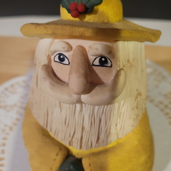 Vintage Sea Captain Fisherman Figurine Holiday Touch - Picture 5 of 7